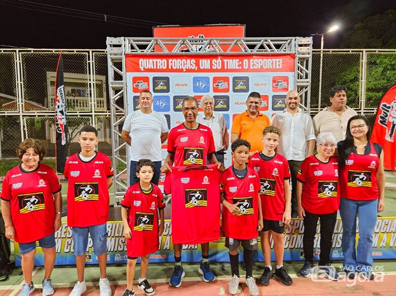 CEME promove grande evento com entrega de 180 uniformes e mobiliza comunidade - 