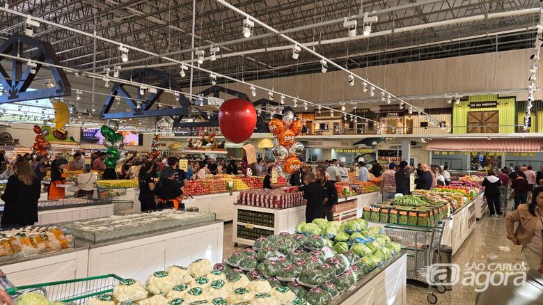 Oba Hortifruti inaugura loja de 1.400 m2 em São Carlos; veja fotos - Crédito: Anderson/SC Drones