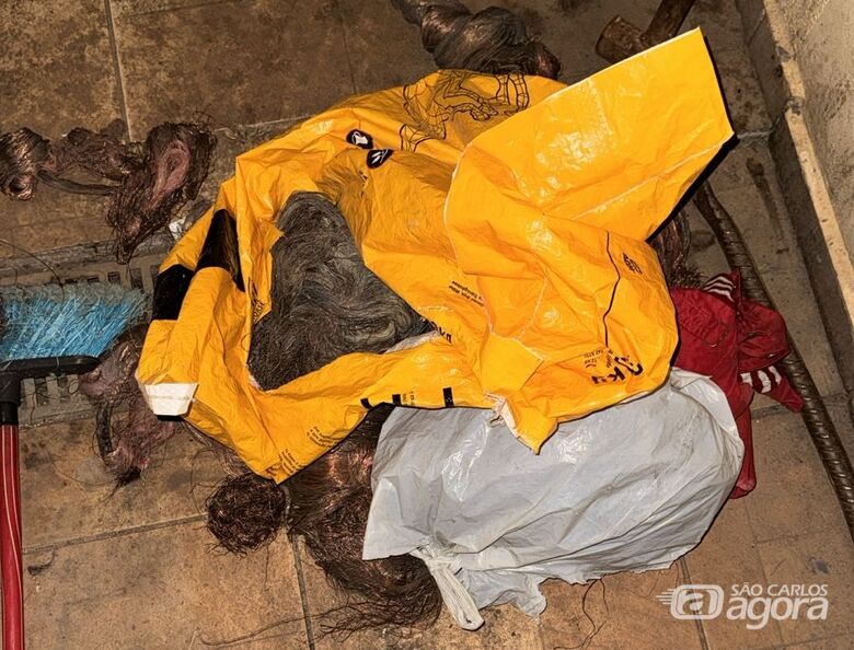 Homem é preso pela Força Tática com 25 quilos de fios de cobre - Crédito: SCA