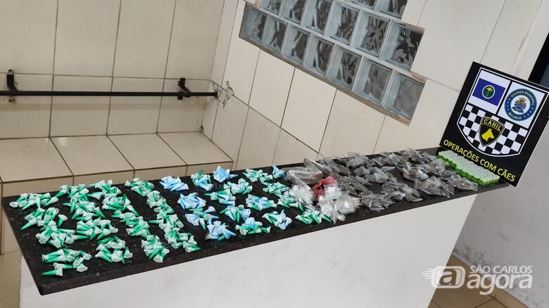 Guarda Municipal apreende grande quantidade de drogas no São Carlos 5 após fuga de suspeitos - 