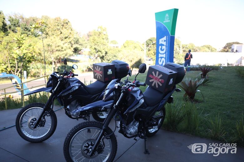 Prefeitura entrega novas motocicletas para reforçar fiscalização em São Carlos -