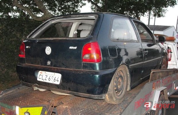 Gol furtado foi localizado sem vários acessórios na área rural de São Carlos -