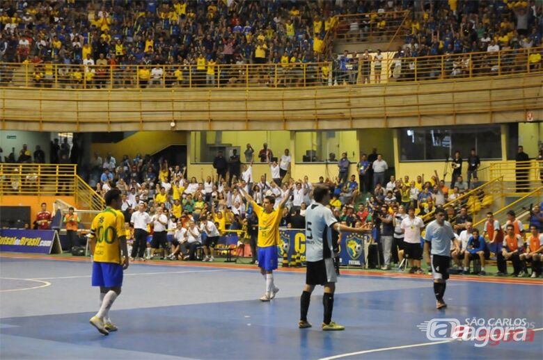 Seleção Brasileira goleou o time Uruguaio - foto: Luciano Bergamaschi/CBFS - 