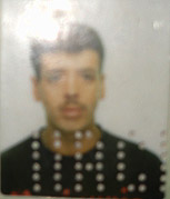 Carrera foi morto ao chegar em casa. -
