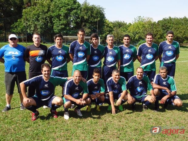Equipe Tau Magazine / Lanchonete Tropical / Posto Zuzão (Foto: Divulgação) -
