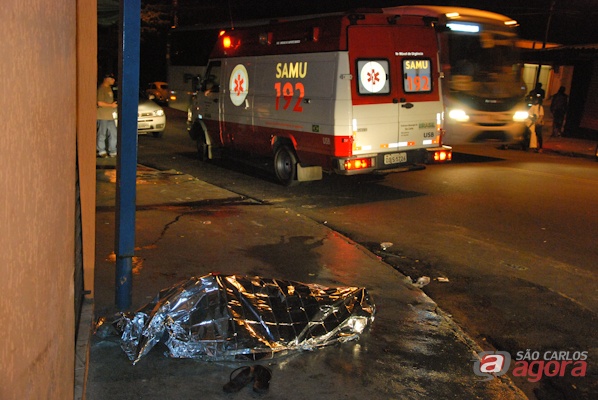 Anselmo foi executado com vários tiros durante a madrugada (foto: Vinicius Neo) -