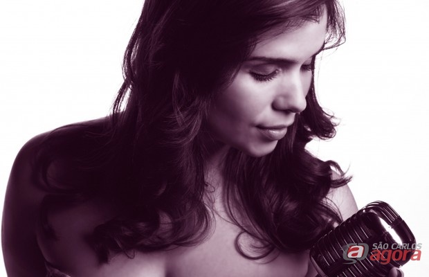 Cantora Babi Mendes se apresenta hoje às 20h no Sesc São Carlos -