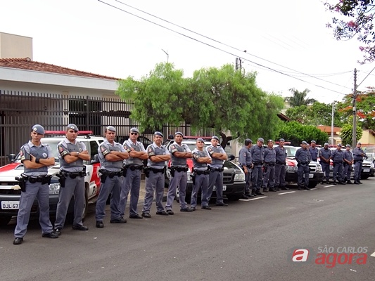 Equipes de Força Tática de São Carlos, Araraquara e Barretos participaram de operação nesta terça-feira (27), em São Carlos. (foto Milton Rogério. -