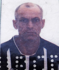 Claudemir foi encontrado morto por vizinhos (foto: Milton Rogério) -