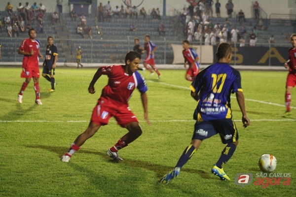 São Carlos 1 x 3 Guaratinguetá (Foto: Tiago da Mata / SCA) -