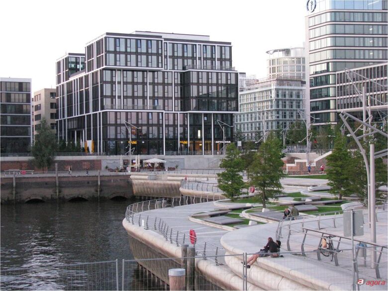 Área portuária de Hamburgo após intervenção coordenada pela Hafencity, universidade alemã parceira do IAU-USP (crédito: divulgação) -