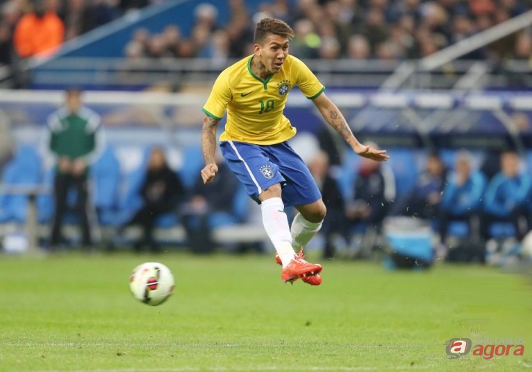 Firmino em ação. Brasil sofreu para vencer Honduras por 1 a 0. Foto: Rafael Ribeiro/CBF -
