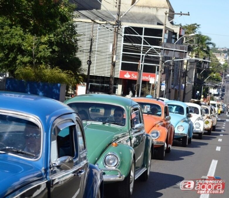 O Sanca Clube Carros Antigos inicia oficialmente neste sábado, 4, com uma carreata, a campanha que visa arrecadar fraldas geriátricas que serão doadas para entidades assistenciais de São Carlos. A ação social irá até o dia 31 deste mês. De a -