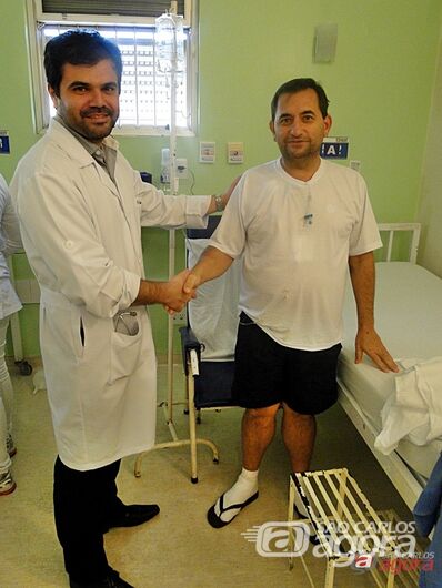 Vinícius e Fernando na semana seguinte a cirurgia cardíaca que tratou de um aneurisma da aorta torácica - 