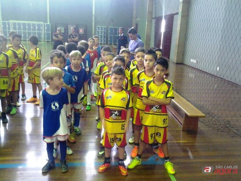 Equipes do Multi Esporte na abertura da Copa Sesc Smel. Foto: Divulgação -