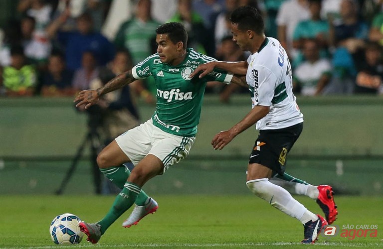 Dudu teve uma péssima apresentação e foi um dos responsáveis pela derrota palmeirense. Cesar Greco/Agência Palmeiras/Divulgação -