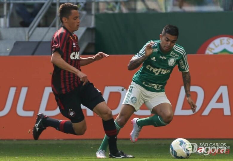 Palmeiras não reeditou o bom futebol e foi surpreendido pelo Atlético/PR no Allianz Parque. Foto: Cesar Grego/Agência Palmeiras/Divulgação -