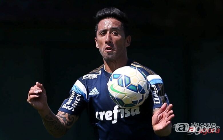 Barrios é a novidade no ataque. Marcelo Oliveira muda time que busca a vitória. Foto: Cesar Greco/Agência Palmeiras/Divulgação - 