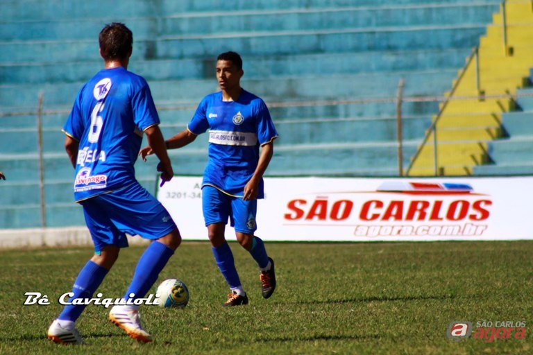No Luisão, o São Carlos perdeu e adiou a conquista da vaga para a segunda fase. Foto: Be Caviquioli -