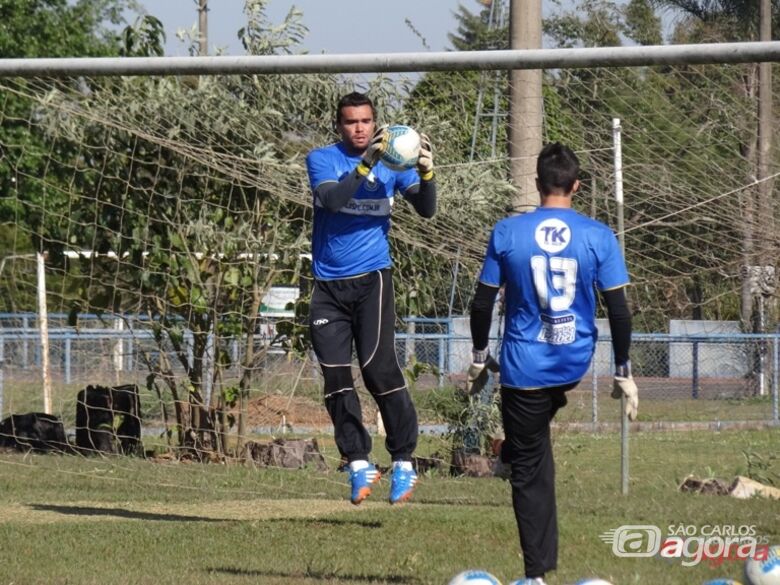 Tom durante treino. “A própria divisão propõem que os times têm que ser guerreiros”. Foto: Marcos Escrivani - 