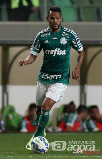 Jackson fez o primeiro gol palmeirense na vitória diante do Figueira. Foto: Cesar Greco/Agência Palmeiras/Divulgação - 