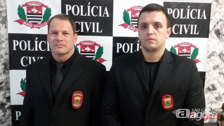 Os delegados durante entrevista à imprensa sobre a prisão de integrantes da quadrilha. Foto: Osni Martins - 