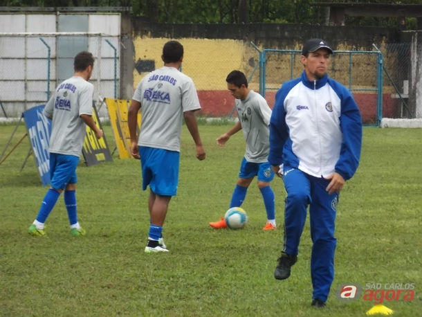 Jogadores da Águia treinam em Santos: preparação para encarar o Jabaquara. Foto: Rovanir Frias/SCFC -