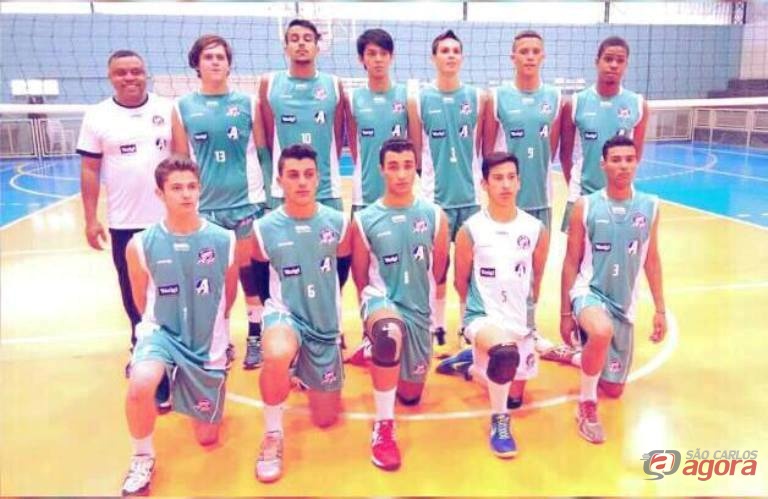 Equipe são-carlense fez uma boa apresentação, mas não conseguiu evitar a derrota para Araras. Foto: Divulgação -