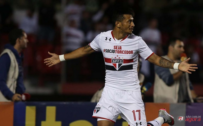 Rogério marcou o gol que deu a vitória ao São Paulo. Foto: Rubens Chiri/saopaulofc.net -