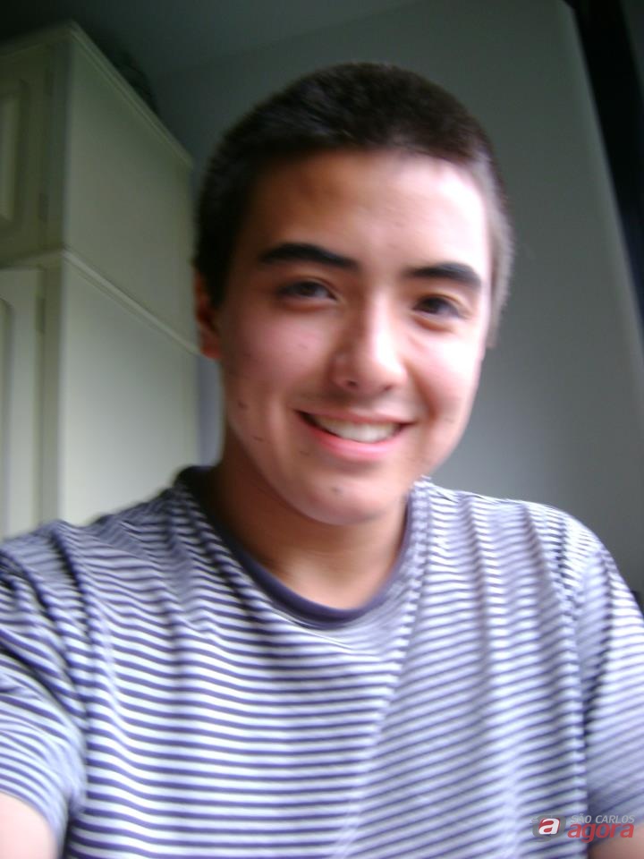 Jovem morreu após ser atropelado na WL. -