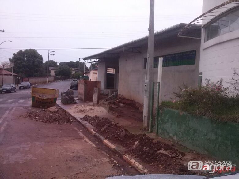 USF de Santa Eudóxia em obras: Julio Cesar pede agilidade da Prefeitura. Foto: Divulgação - 