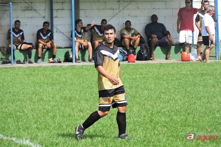 Presbiteriana Renovada contou com três gols de David para superar a Ibap. Foto: Gustavo Curvelo/Divulgação -