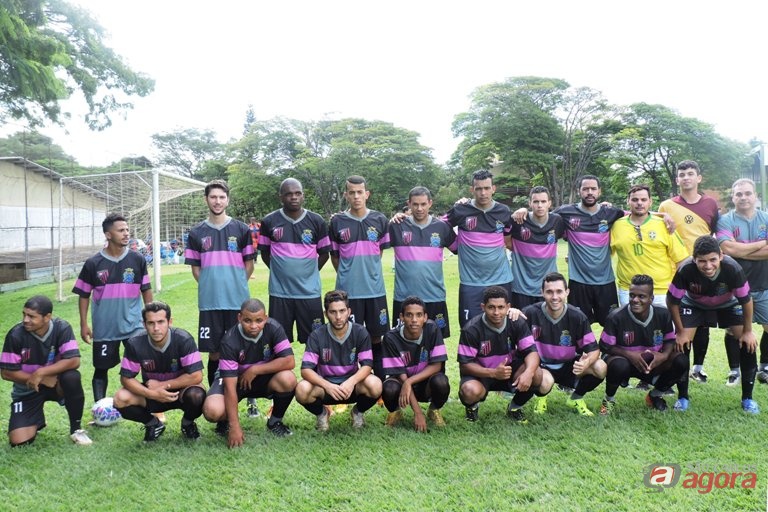 Batista Shekinah precisa vencer para seguir pensando em avançar. Foto: Gustavo Curvelo/Divulgação -