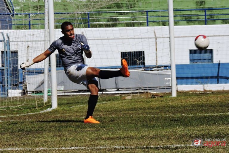 Goiano fez apenas duas partidas pelo Lobão da Central. Foto: Gustavo Curvelo/Divulgação -