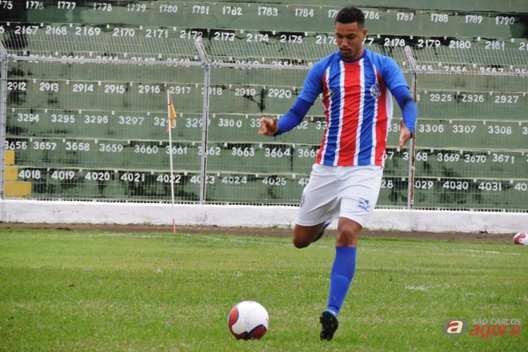 Zagueiro Léo Brito já deixou sua marca na Taça Paulista. Foto: Gustavo Curvelo/Divulgação -