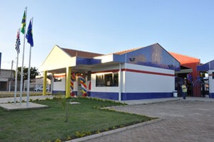 Mães reclama da falta de professores na Cemei Deputado Vicente Botta. (foto arquivo) -
