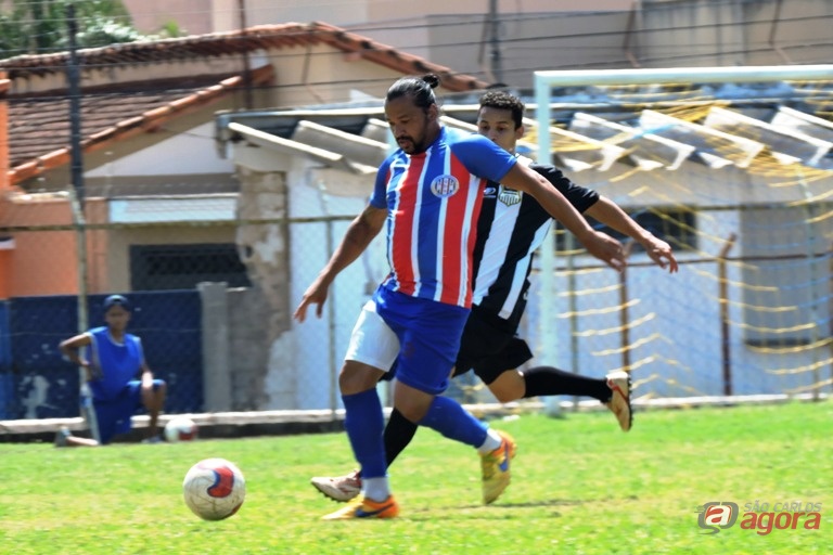 Camisa 10 é o artilheiro do Lobão, com dois tentos marcados. Foto: Gustavo Curvelo/Divulgação -