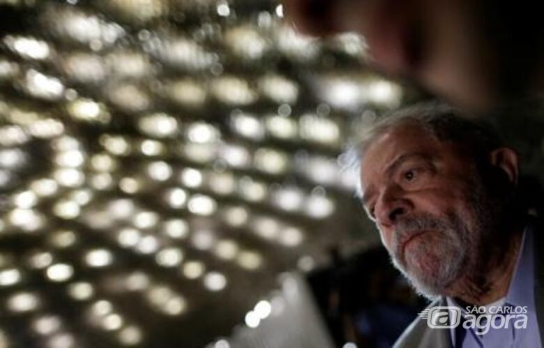 Lula durante sessão de impeachment de Dilma. Foto: Reuters/Ueslei Marcelino - 
