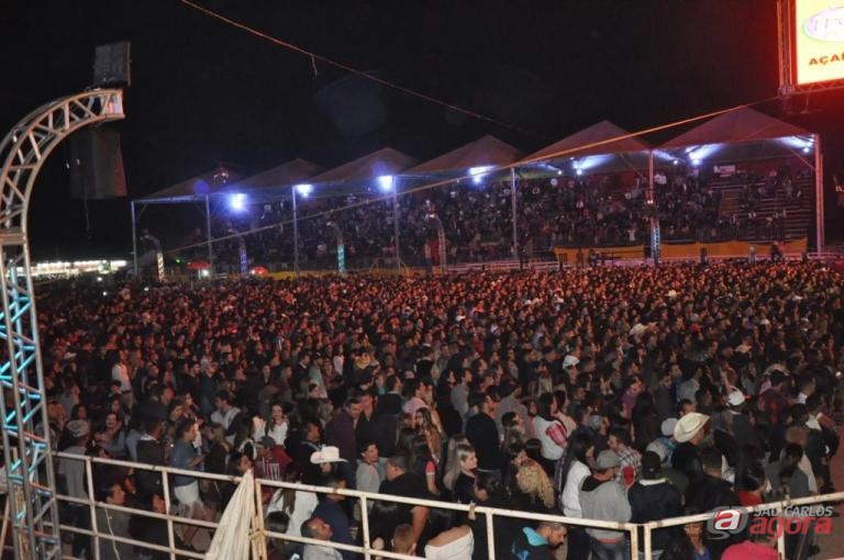 Foto: Jorge Tadeu/Reina Nosella -