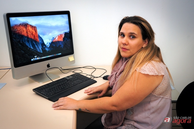 Propor uma metodologia para o ensino é uma das propostas de Brunella. Foto: Larissa Bela Fonte -