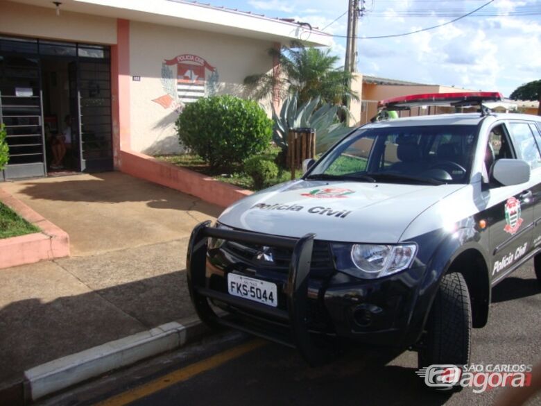 Acusada foi detida por policiais da delegacia de Ibaté. -