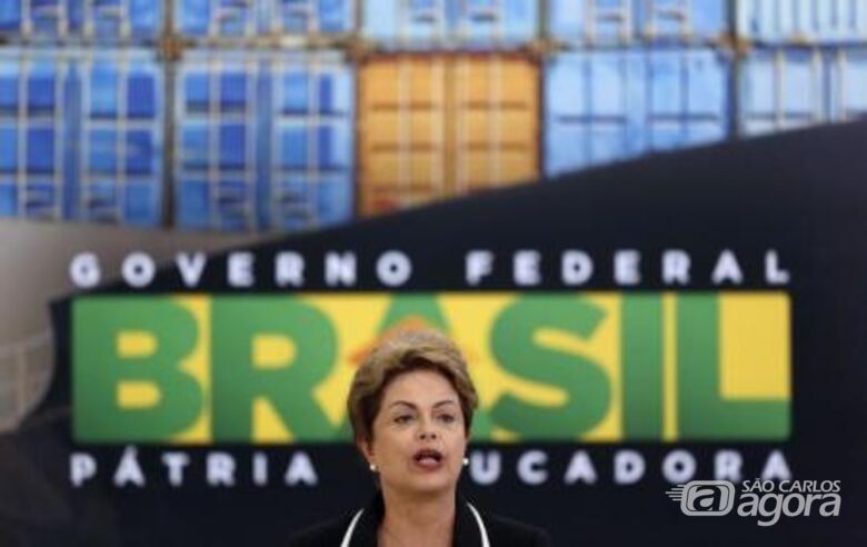 Ex-presidente Dilma Rousseff durante discurso no Palácio do Planalto, em Brasília. Foto: Reuters/Bruno Domingos - 