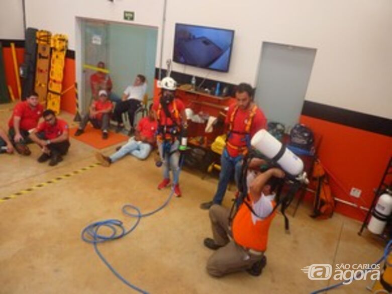 Cursos de Bombeiro Civil, Técnico em Segurança do Trabalho e Atendimento Pré-Hospitalar e Resgate e outros estão com grande demanda de contratação. Confira os cursos com matriculas abertas - 