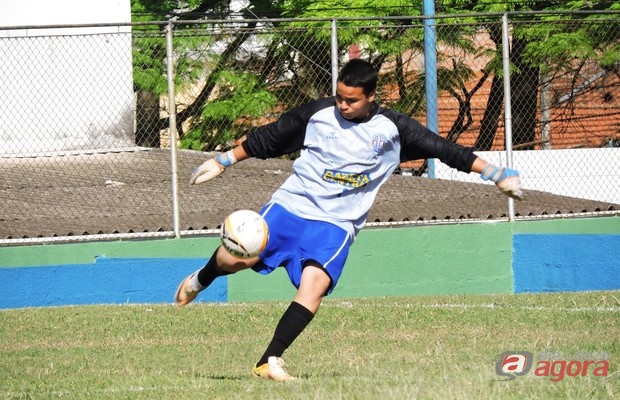 Após cinco partidas, Fabio ainda não sofreu gols. Foto: Gustavo Curvelo/Divulgação -