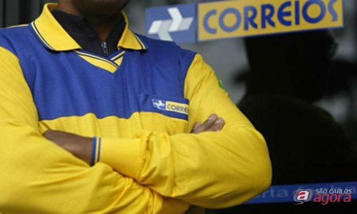 Trabalhadores dos Correios iniciam greve -
