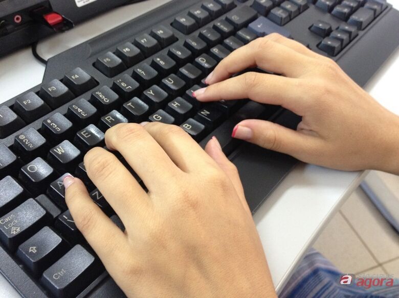 Ainda há vagas para o curso de operador de computador -