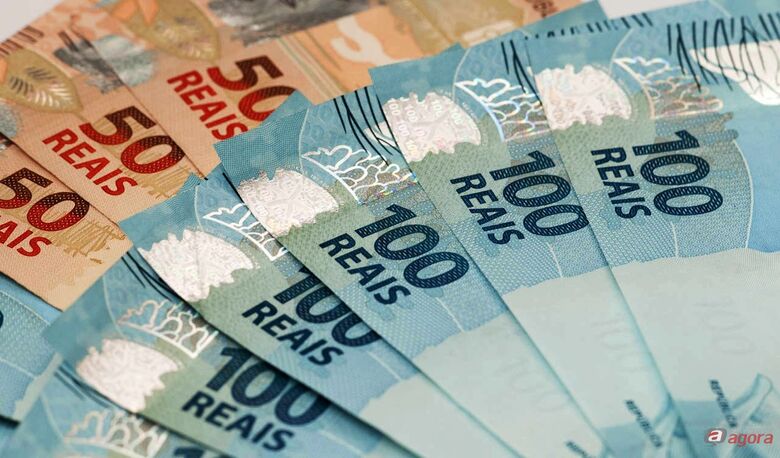Prefeitura vai pagar a 1ª parcela do 13º salário na próxima sexta-feira -