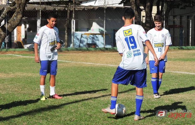 Sub-16 do Lobão ainda não perdeu na Taça Paulista. Foto: Gustavo Curvelo/Divulgação -