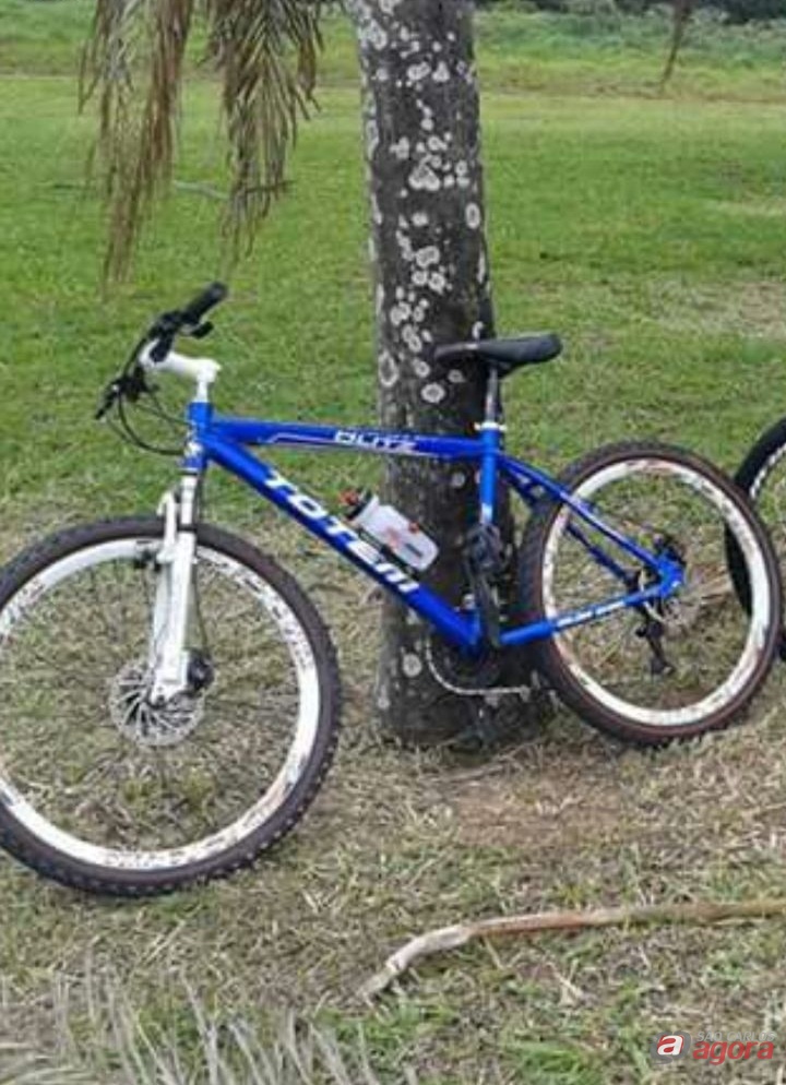 Câmera de segurança registra furto de bicicleta no Centro -
