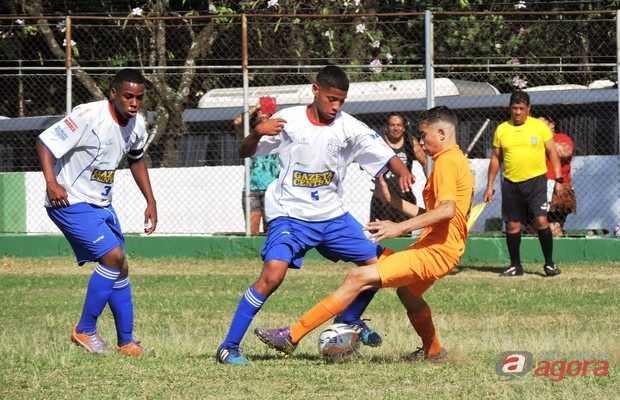 São-carlenses foram líderes de seus grupos na Taça Paulista sub16 e sub19. Foto: Gustavo Curvelo/Divulgação -